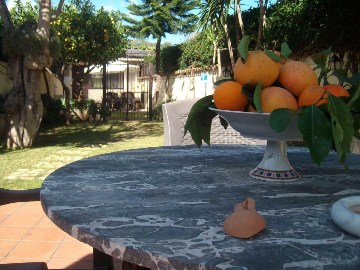 Villa Singola -Sole-Luna-Casavilladusoleil Acireale Luaran gambar